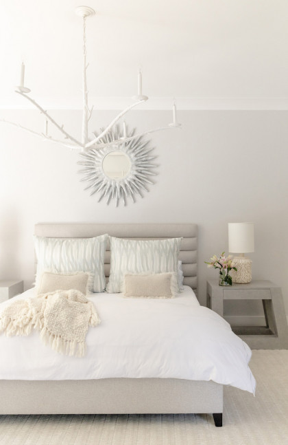 white-grey-beige-bedroom-interior-design-chandelier